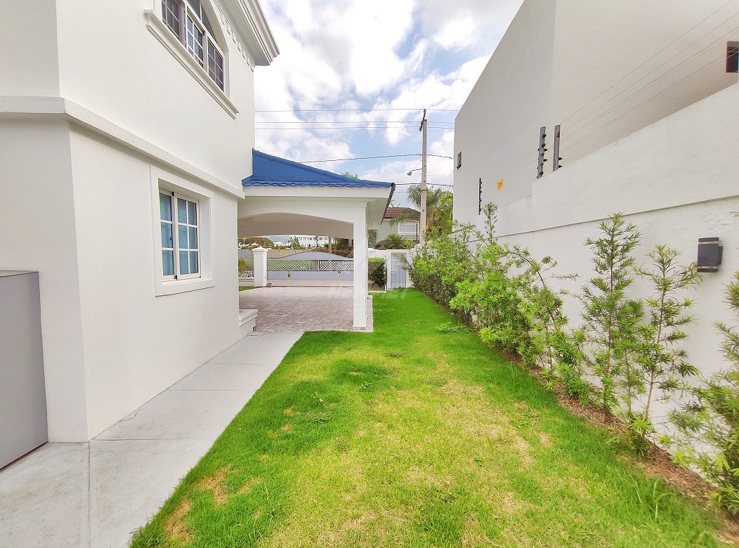 casas - CASA CON PISCINA PROYECTO CERRADO LLANOS GURABO SANTIAGO  3