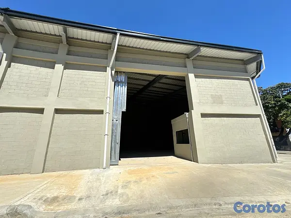 solares y terrenos - NAVE COMERCIAL  5