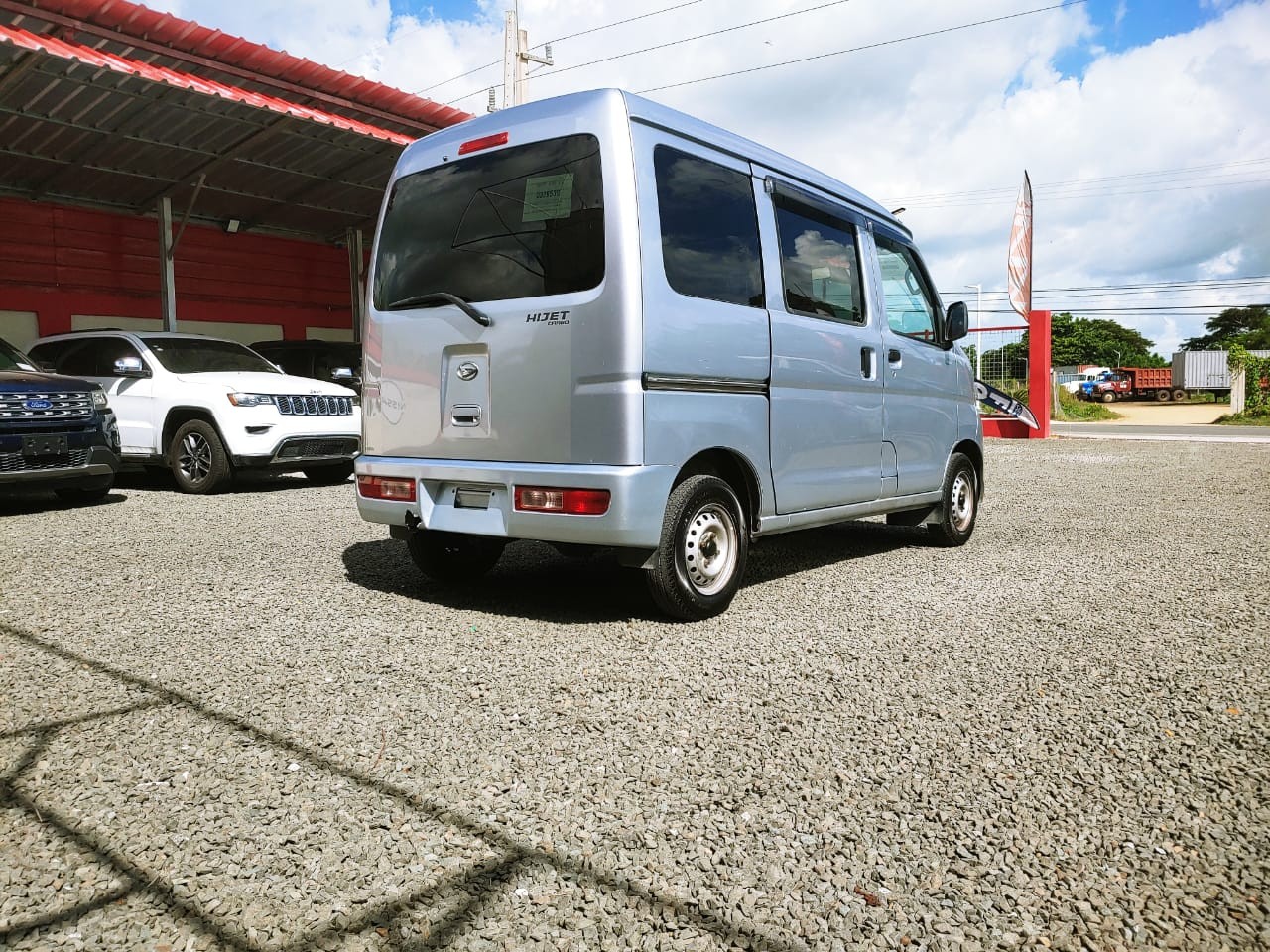 jeepetas y camionetas - Daihatsu Hijet 2018 9