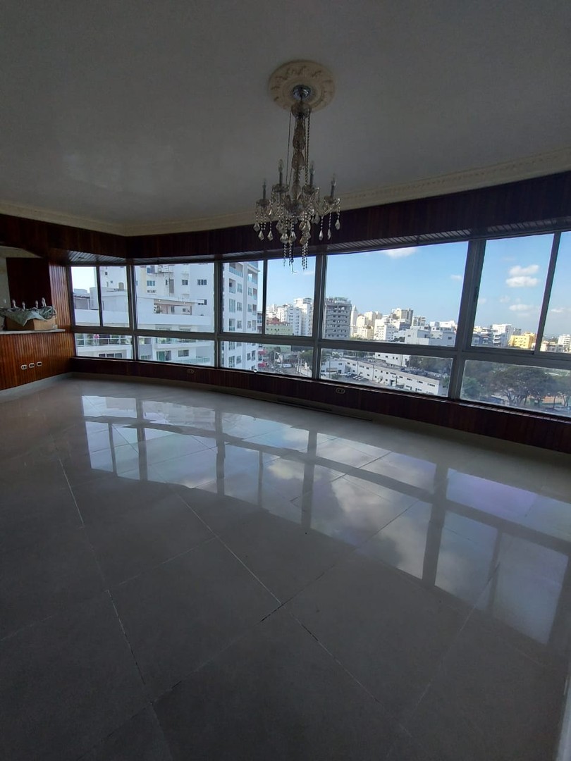 apartamentos -   Estupendo Apartamento de 200 metros Con linea blanca muy bien ubicado
Impecabl 8