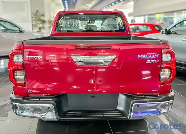 jeepetas y camionetas - Toyota Hilux SRV 2026 3