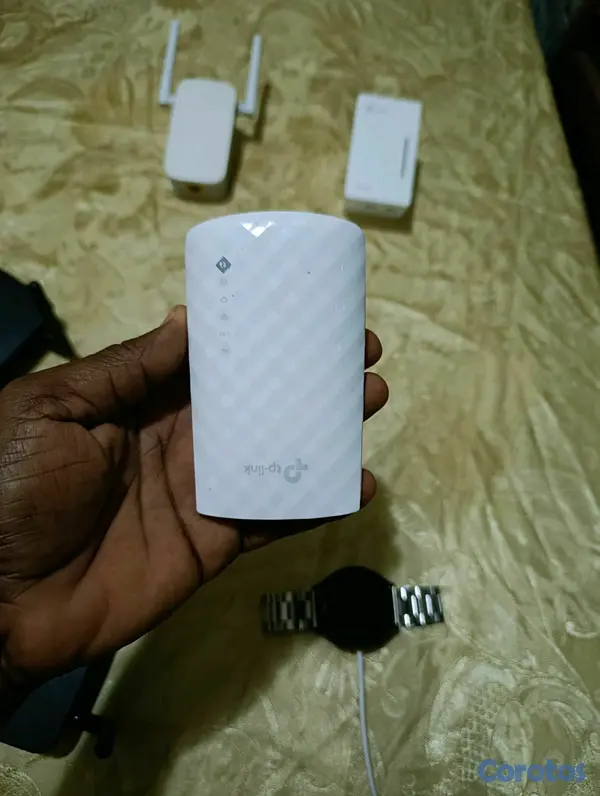 otros electronicos - cargador portátil Nuevo repetidor wifi usado  8