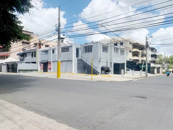 oficinas y locales comerciales - Local céntrico en el Millon  2