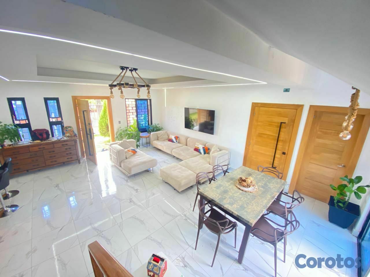 casas - Casa en Colinas del oeste, av. Prolongacion 27, pr 3