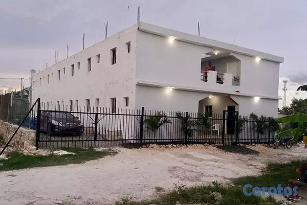 apartamentos - En Venta Edificio de 28 habitaciones en Altos de Friusa Bavaro 5