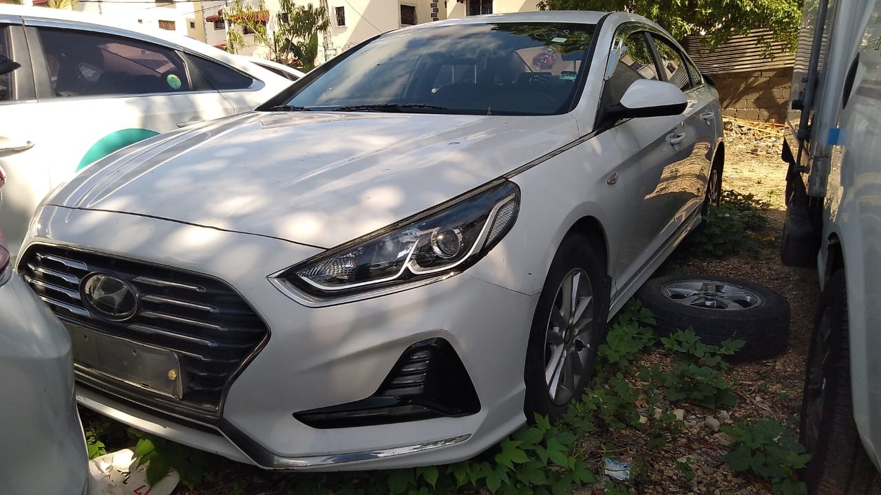 carros - HYUNDAI SONATA NEW RISE 2018 BLANCO 1