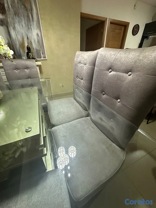 muebles y colchones - Vendo juego de comedor, ocho sillas tope en crista 4