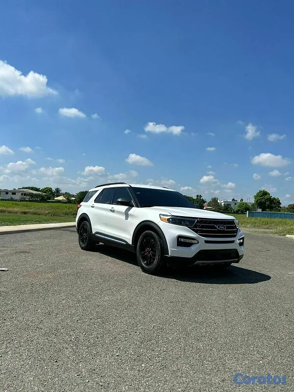 jeepetas y camionetas - Ford Explorer xlt 2020 3