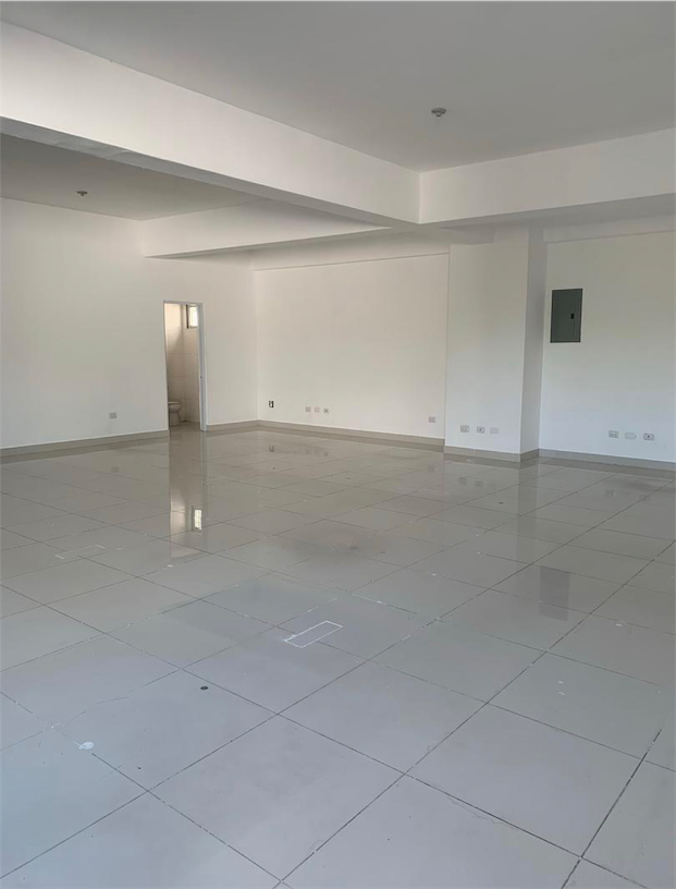 oficinas y locales comerciales - Bella vista primer nivel 98m 3
