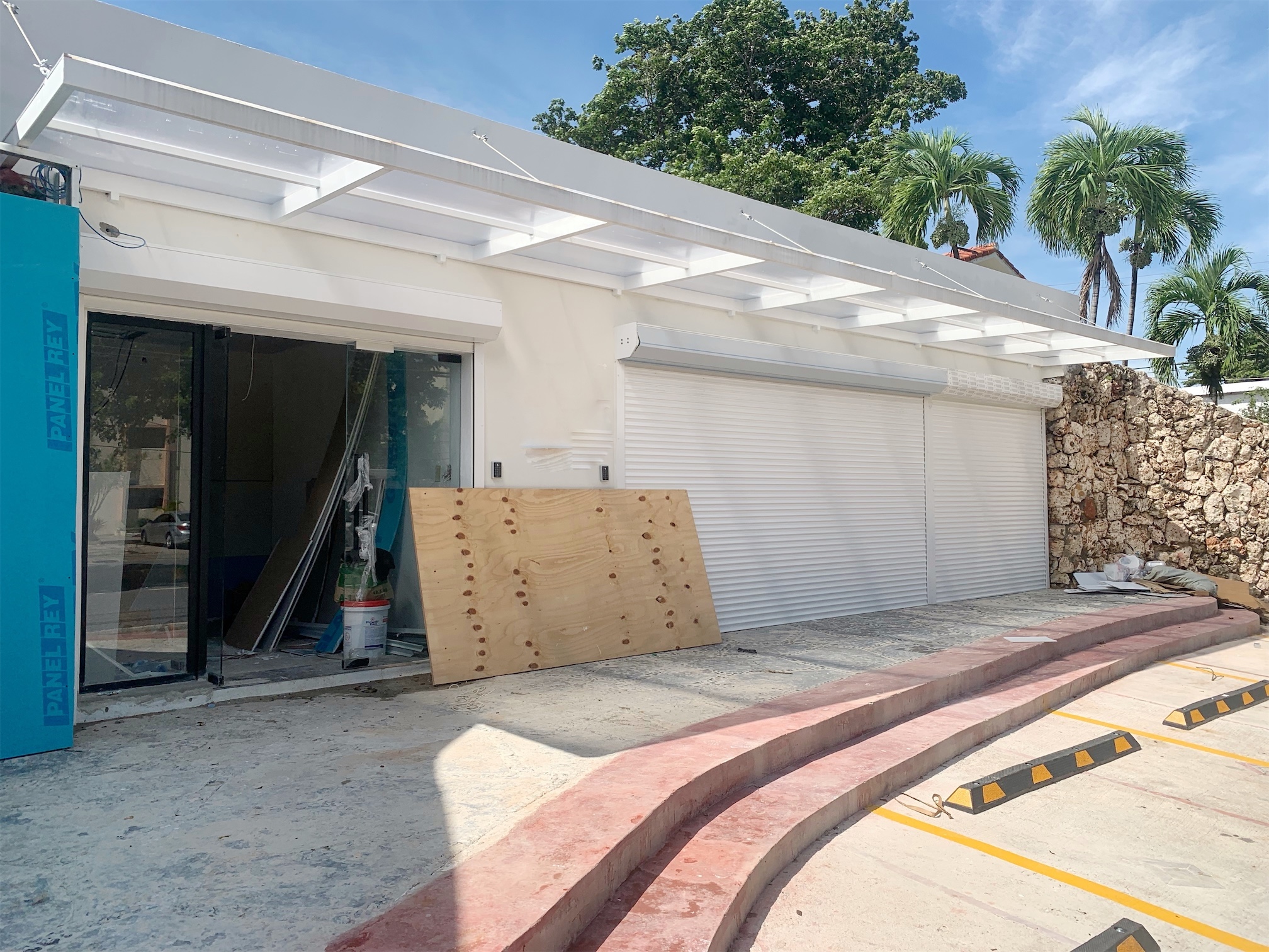 oficinas y locales comerciales - Local en zona céntrica y comercial 3