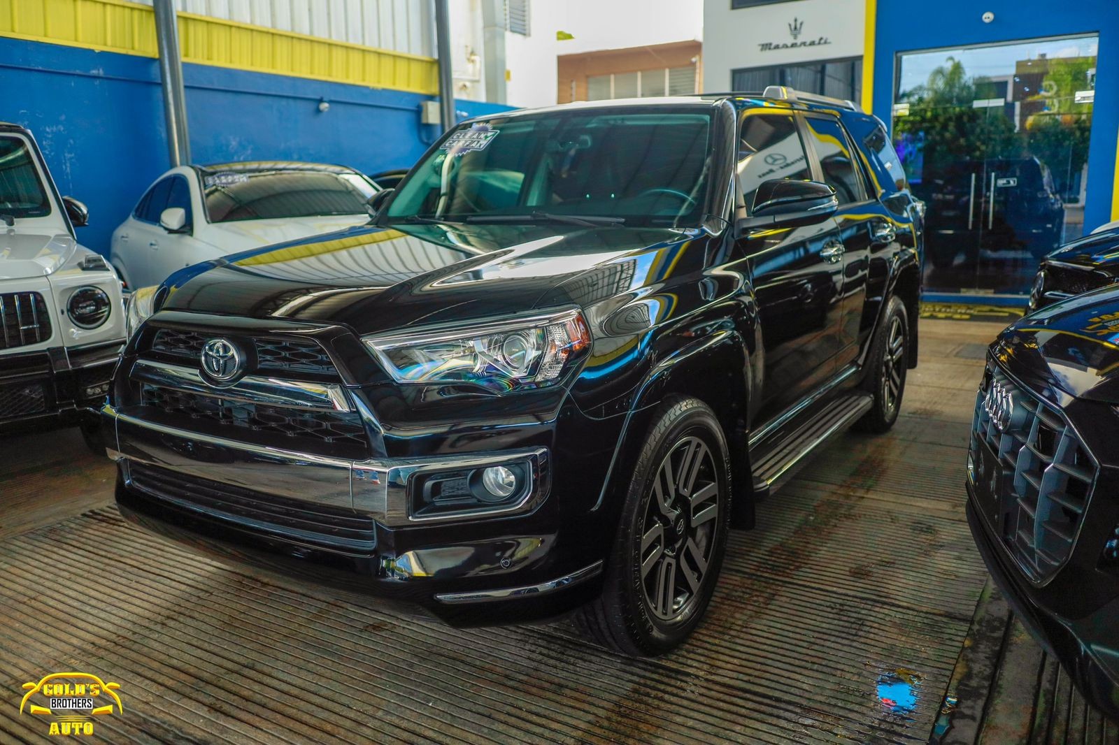 jeepetas y camionetas - Toyota 4runner LIMITED 4x4 2018 Clean Carfax 2