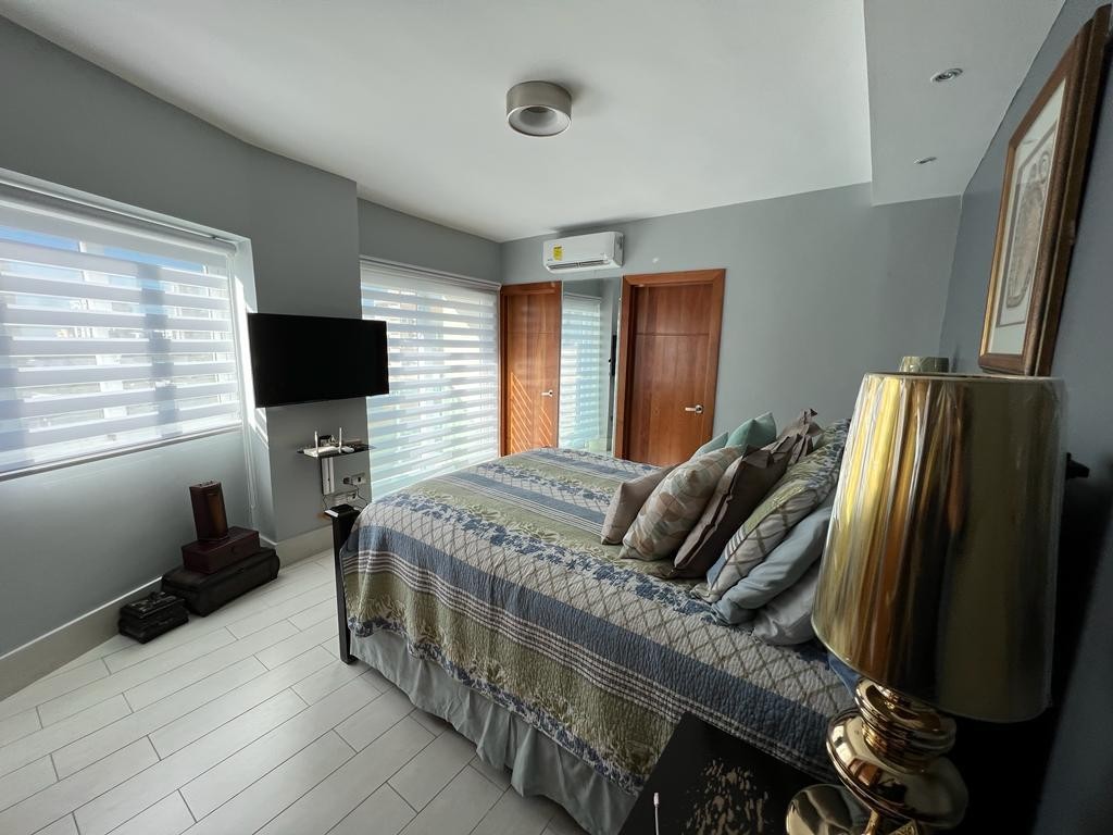 penthouses - Pent-house de 3 niveles en Naco con jacuzzi 7