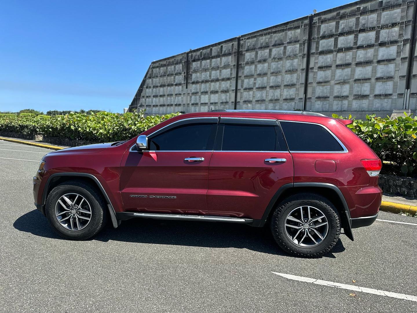 jeepetas y camionetas - Jeep Grand Cherokee Limited 4X4 2018  3