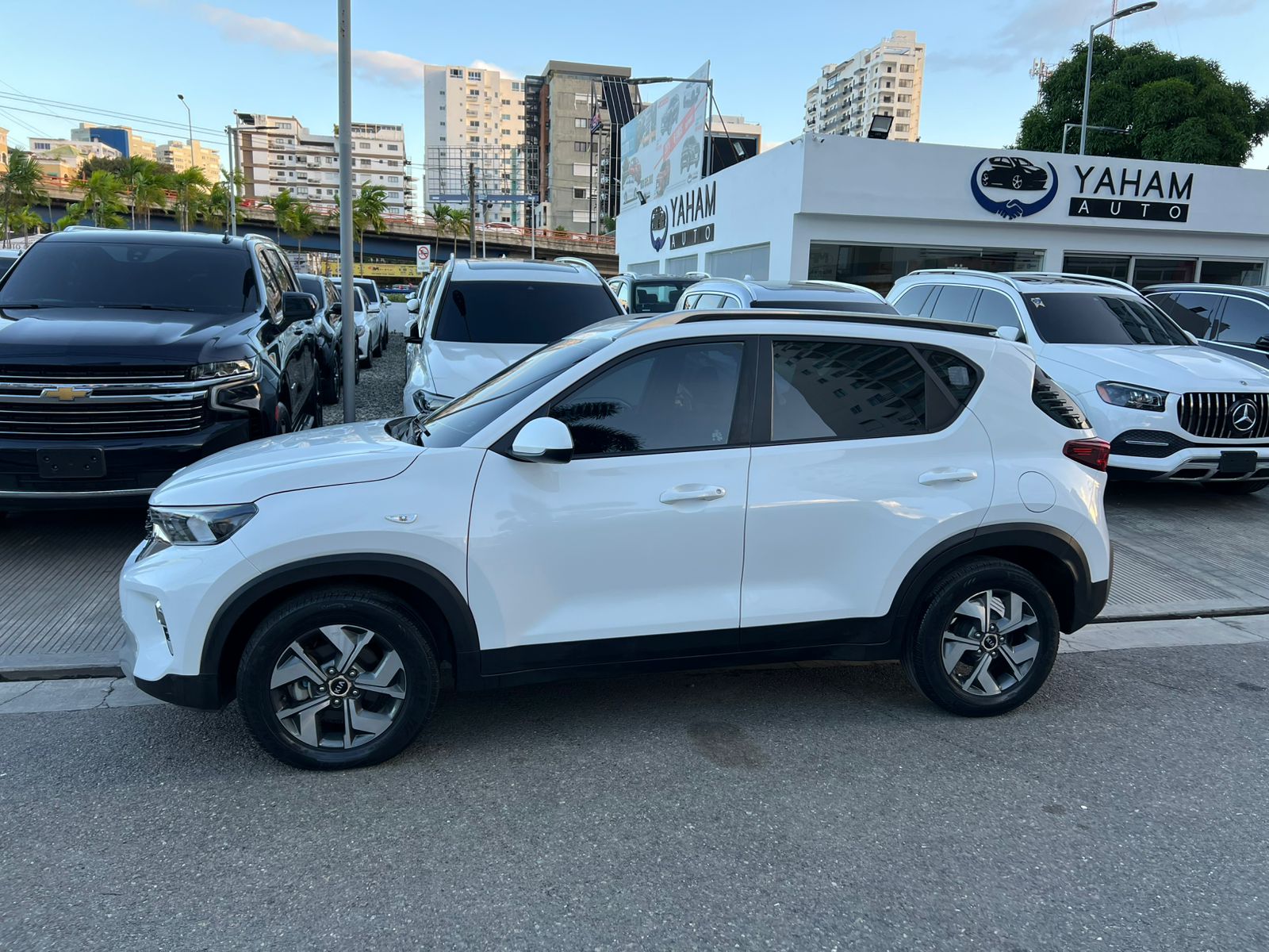 jeepetas y camionetas - KIA SONET 2022 5