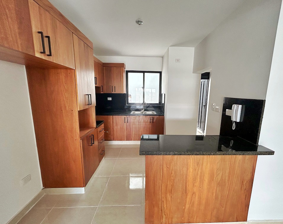 apartamentos - PRIMER PISO PATIO PRIVADO PROXIMO PUCMM SANTIAGO  5