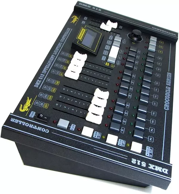 accesorios para electronica - CONTROLADOR DE LUCES DE ESCENARIO DMX 512 LUZ 4