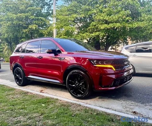 jeepetas y camionetas - Kia Sorento 2023 SX 2