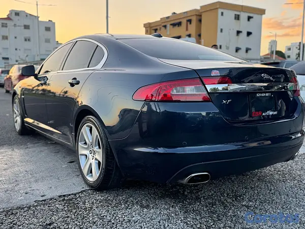 carros - Jaguar XF 2009  4