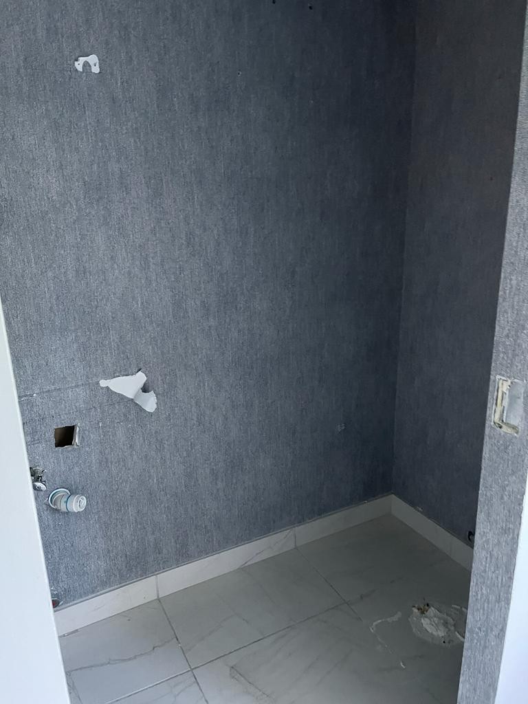 oficinas y locales comerciales -  Local de 142 m2 en Prestigiosa Plaza Comercial 1