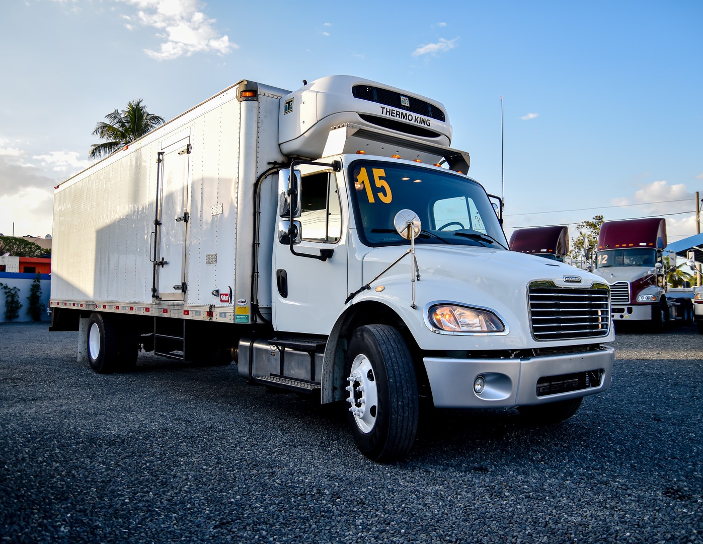 camiones y vehiculos pesados - Freightliner M2 Refrigerado 2015
