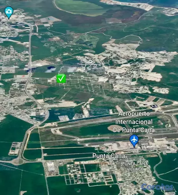 solares y terrenos - Punta Cans– Terreno a 400 metros de Almacenes Unidos  3