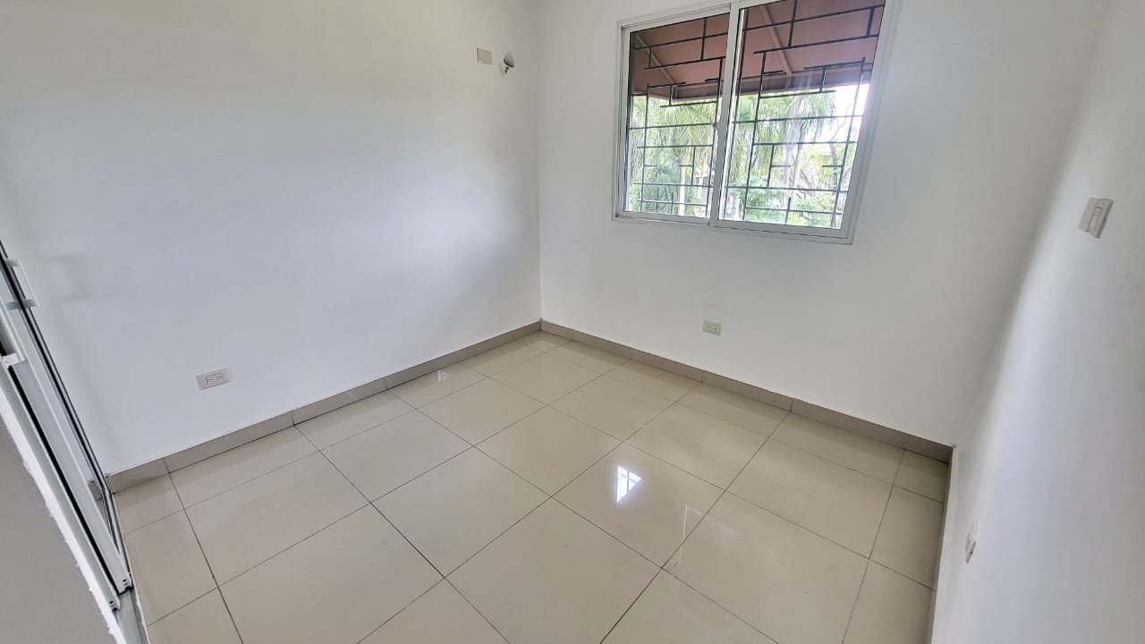 apartamentos - Apartamento en Villas Naco 4to Piso con Terraza 6