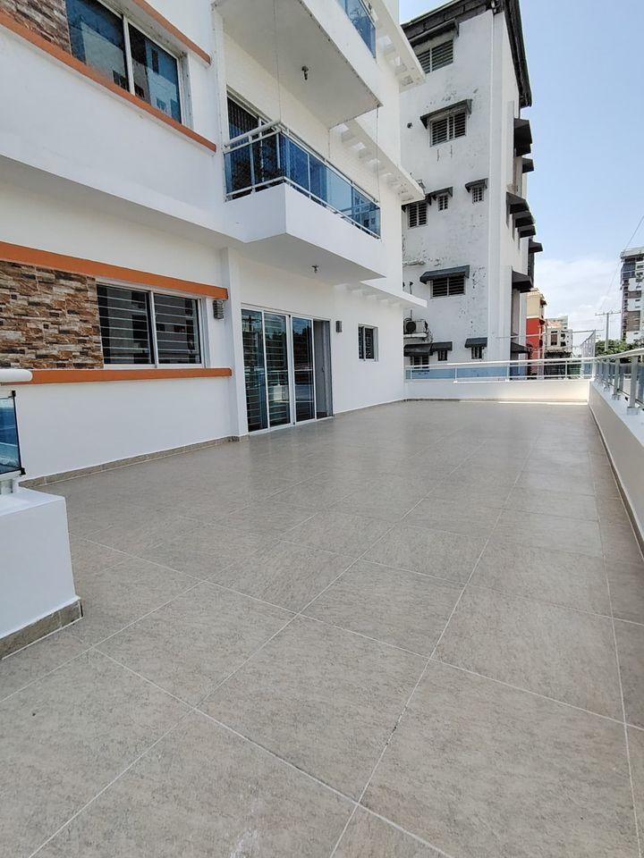 apartamentos - Vendo Apartamento con terraza en Alma Rosa I