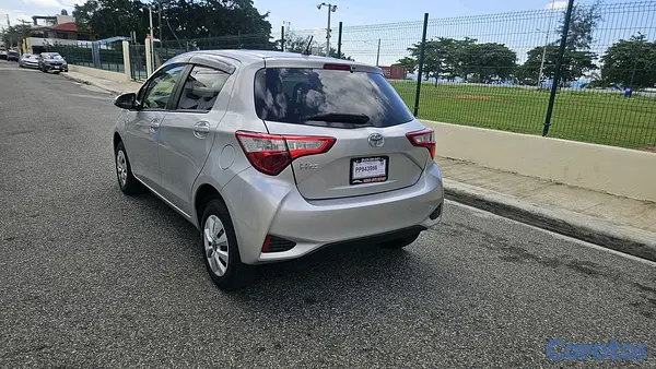 carros - Toyota vitz 2020 2