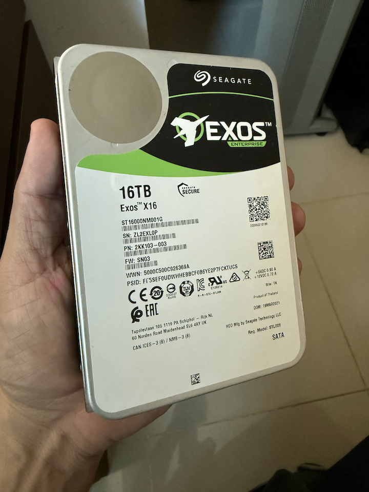 computadoras y laptops - Disco duro Seagate Exos 16tb interno 0