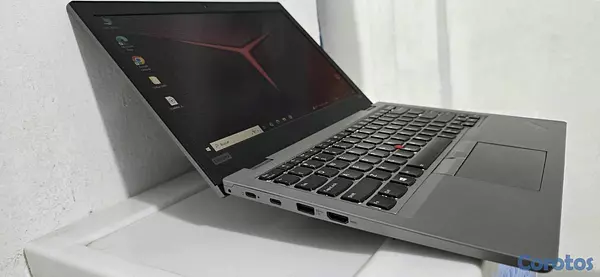 computadoras y laptops - lenovo Touch L390 14 Pulg Core i5 Ram 16gb ddr4 Disco 256gb SSD Video 8gb  2