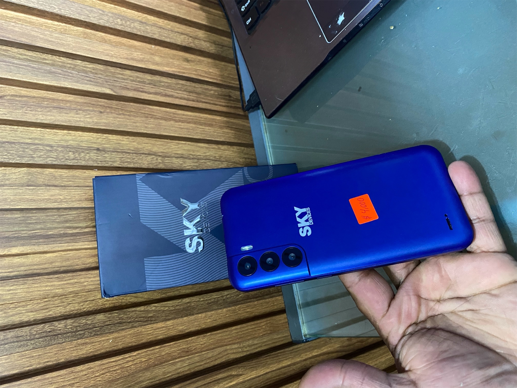celulares y tabletas - SKY Divise G63 dual sim 32GB  4