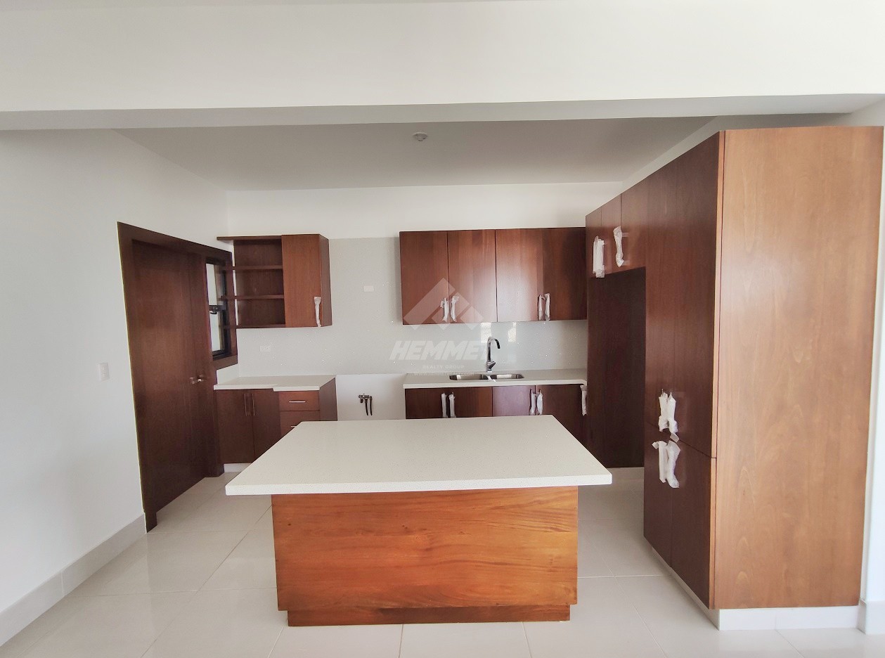 apartamentos - TORRE ASCENSOR Y PARQUEOS TECHADOS CERROS GURABO SANTIAGO  3