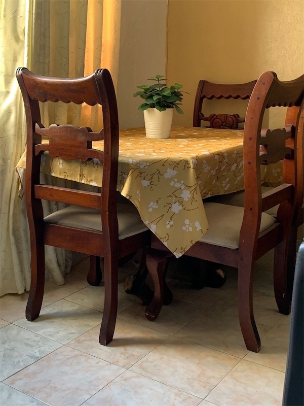 muebles y colchones - Comedor de 4 sillas 1