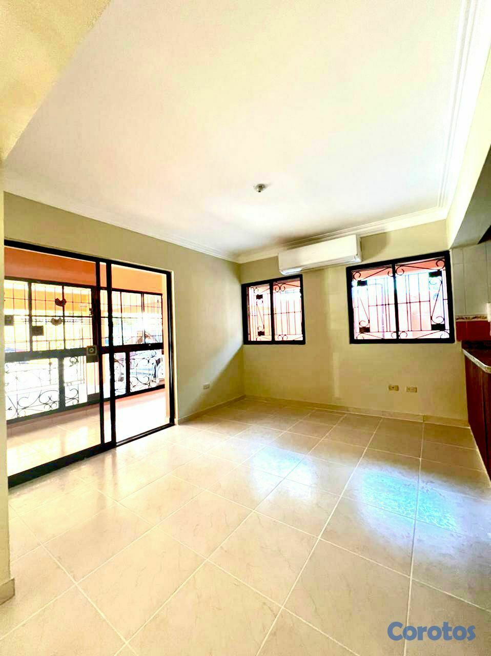 apartamentos - Amplio con Línea blanca y Balcón 3