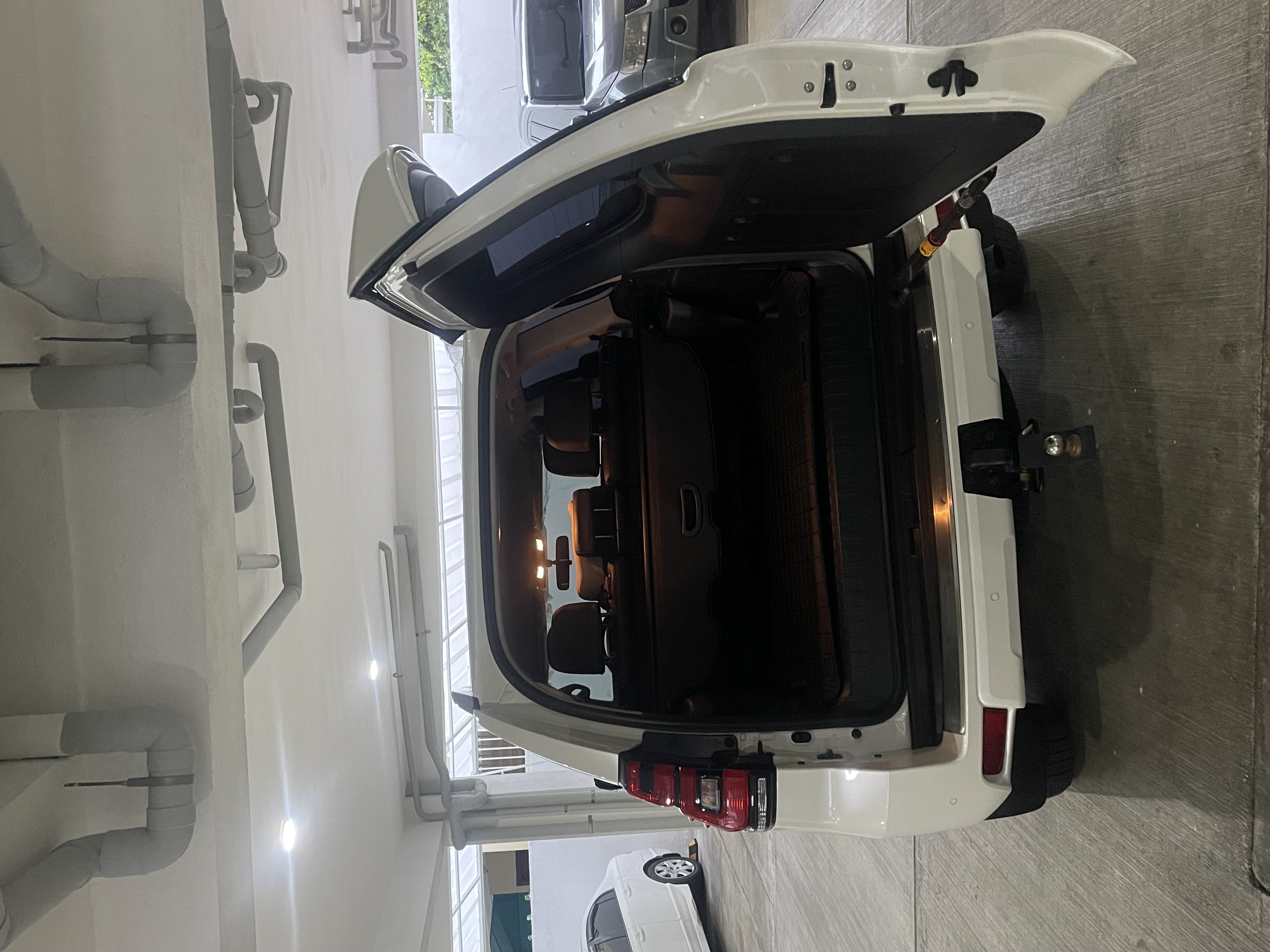 jeepetas y camionetas - Toyota Land Cruiser TXL 2022 4