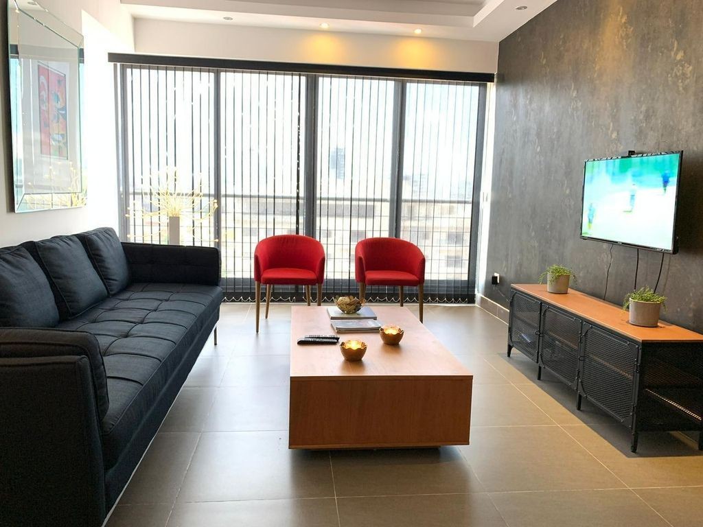 apartamentos - Apartamento amueblado en venta #23-749 con 2 habit, aire acondicionado seguridad 2