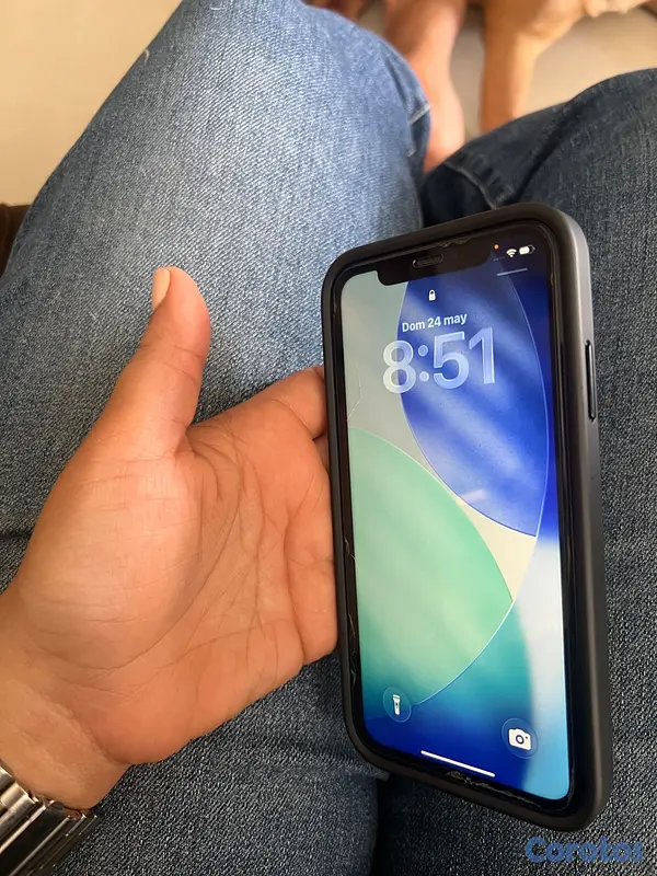 celulares y tabletas - Vendo iphone 11 64gb 3