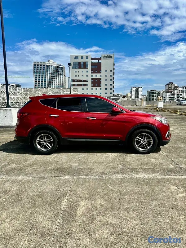 jeepetas y camionetas - Hyundai Santa Fe 2017 5