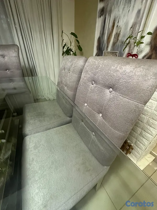 muebles y colchones - Vendo juego de comedor, ocho sillas tope en crista 5