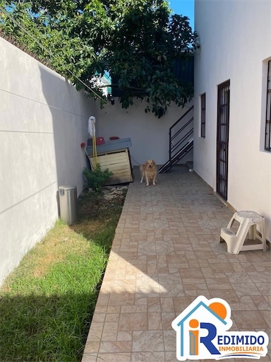 casas - Venta de casa de 2 niveles en la autopista de san Isidro Santo Domingo este 5