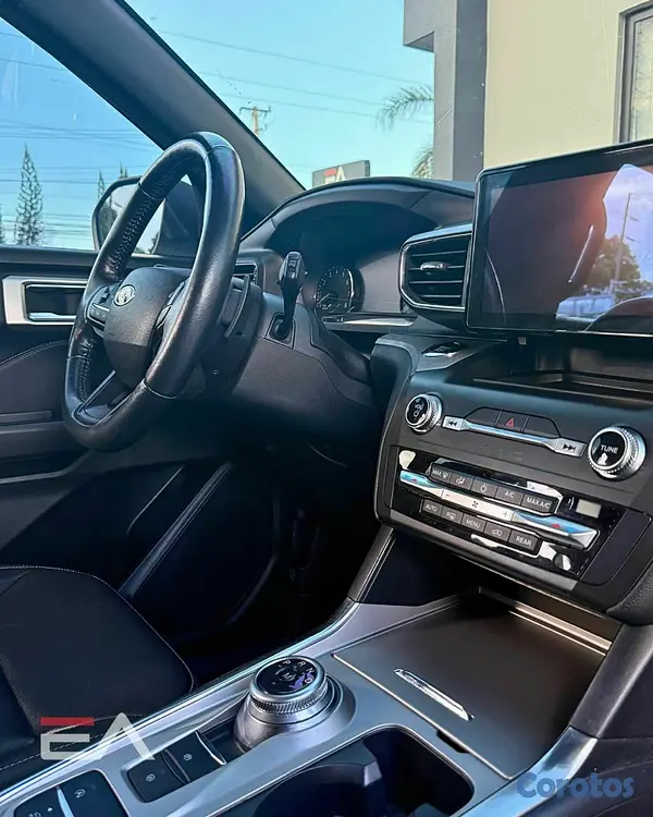 jeepetas y camionetas - Ford Explorer xlt 2020 5