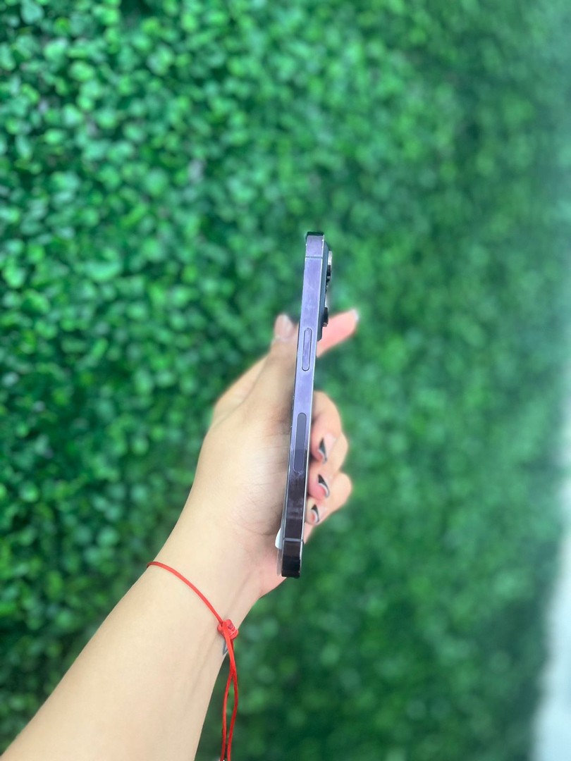 celulares y tabletas - iPhone 14 Pro E-SIM 256gb Factory Clean 
 2