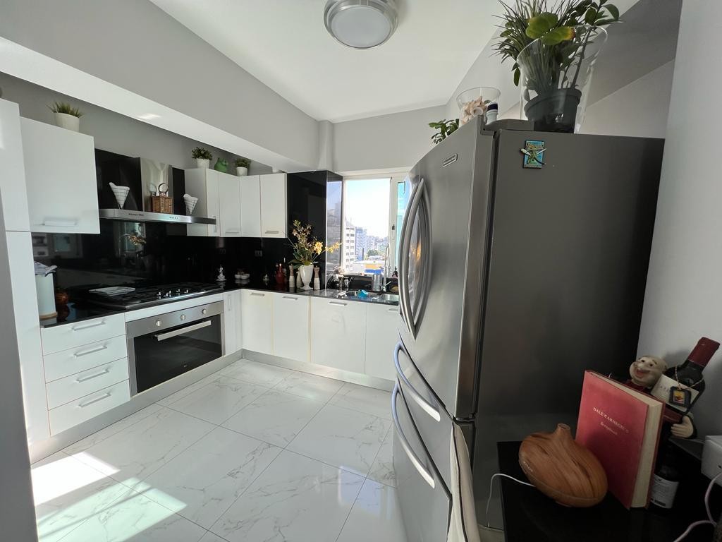 penthouses - Pent-house de 3 niveles en Naco con jacuzzi 9