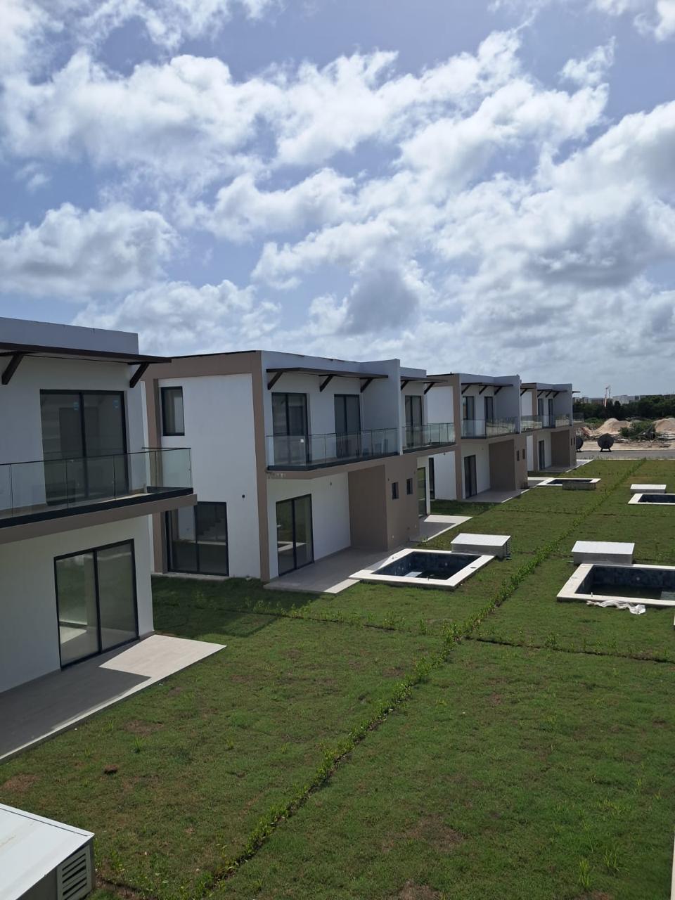 casas vacacionales y villas - Villas de Lujo en Vista Cana-Punta Cana   5