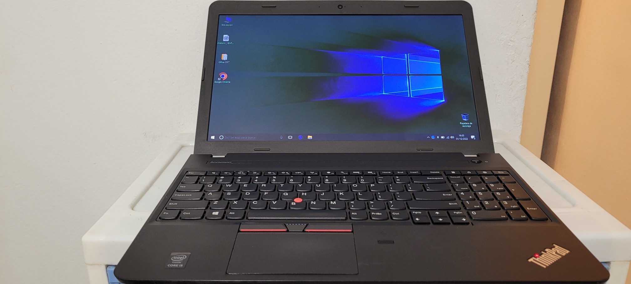 computadoras y laptops - laptop lenovo T450 14 Pulg Core i5 Ram 16gb Disco SSD Video 8gb