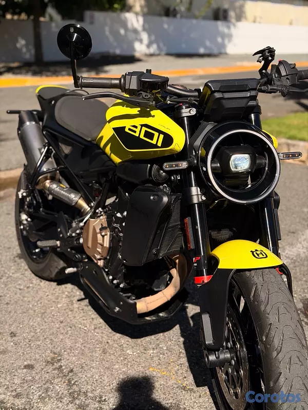 motores y pasolas - Husqvarna Vitpilen 801 6