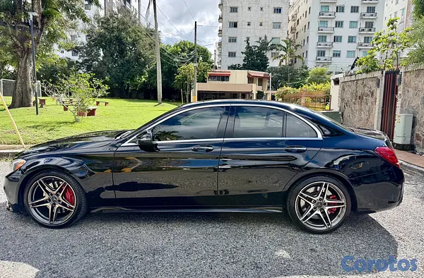 carros - Mercedes Benz C 63 AMG 13