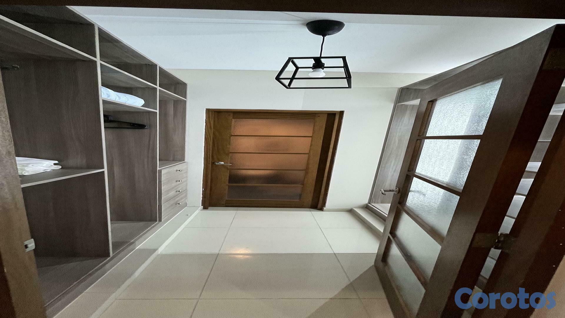 apartamentos - Apartamento amueblado en venta en Evaristo Morales de 3 habitaciones 9