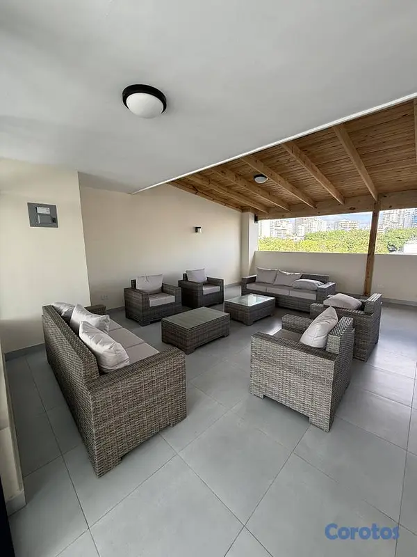 apartamentos - ALQUILO VACIO APART. DE 1 HAB. PISO ALTO PRÓX. A P 5
