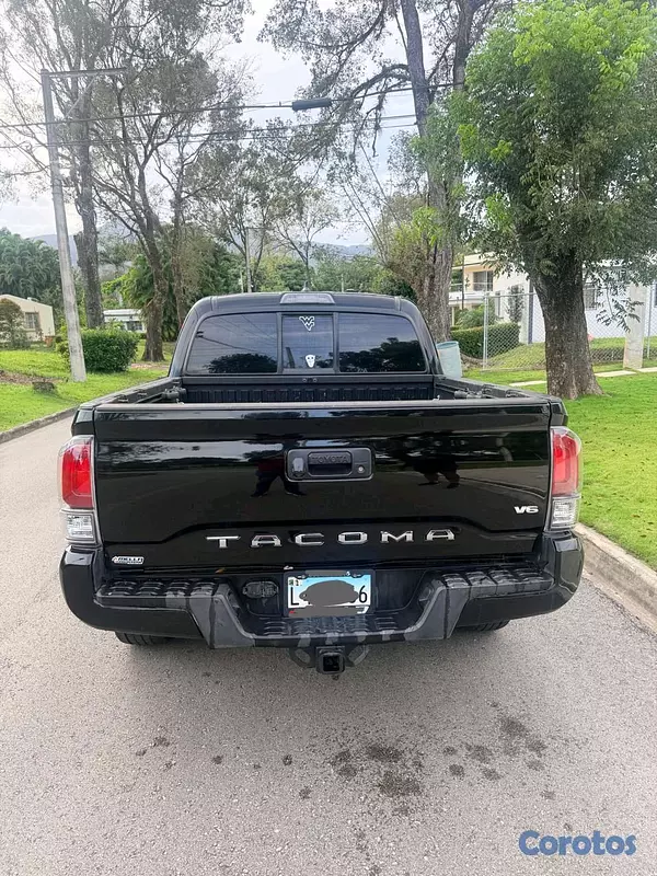 jeepetas y camionetas - Toyota tacoma sr5 2016 11